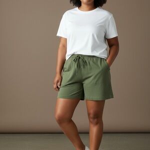 Old Navy Women's Green Shorts‎